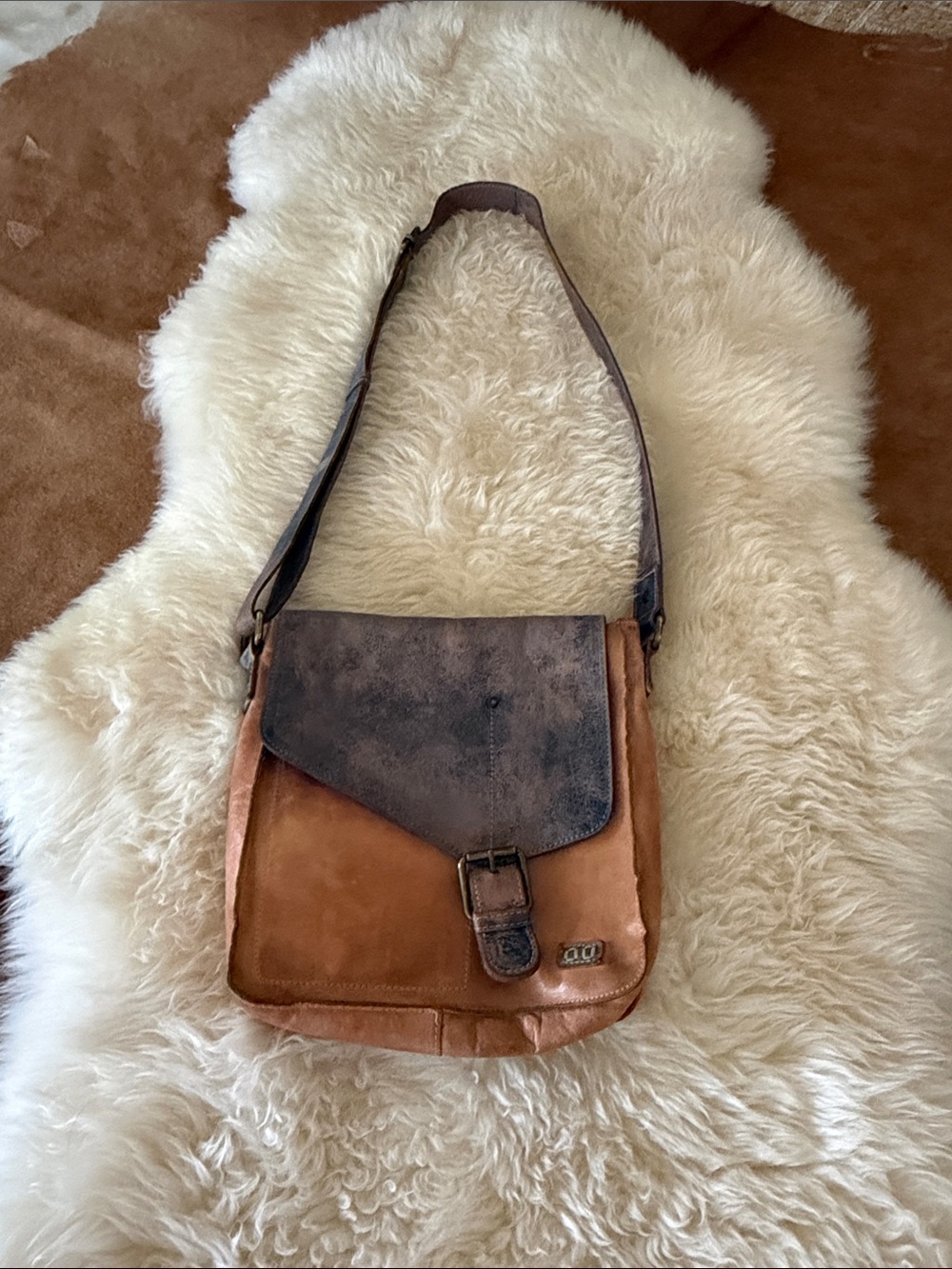 BedStu leather messenger bag